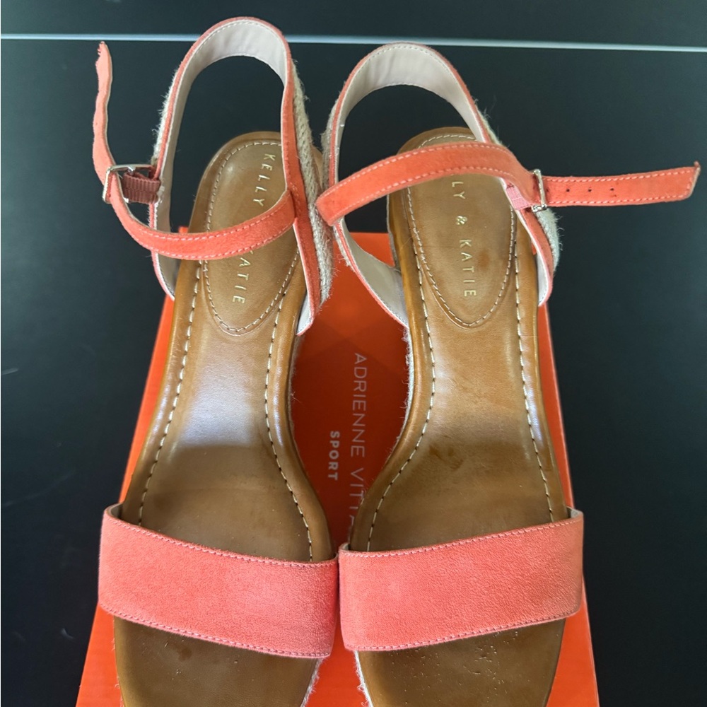 Kelly & Katie Coral Open-Toe Sandals